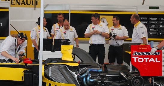 N-Gine Renault F1 Team Show